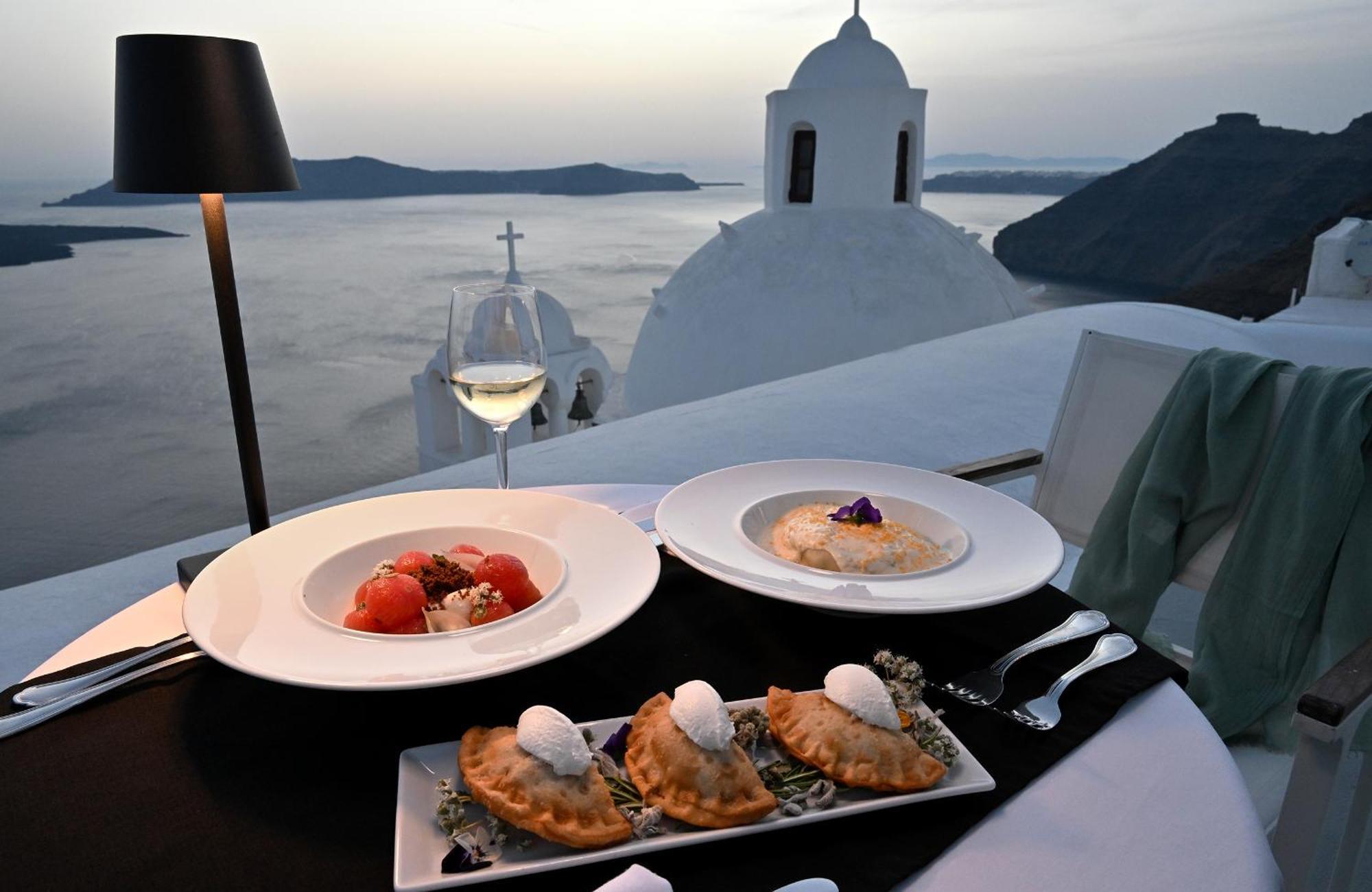 Aigialos Luxury Traditional Settlement Φηρά Εξωτερικό φωτογραφία