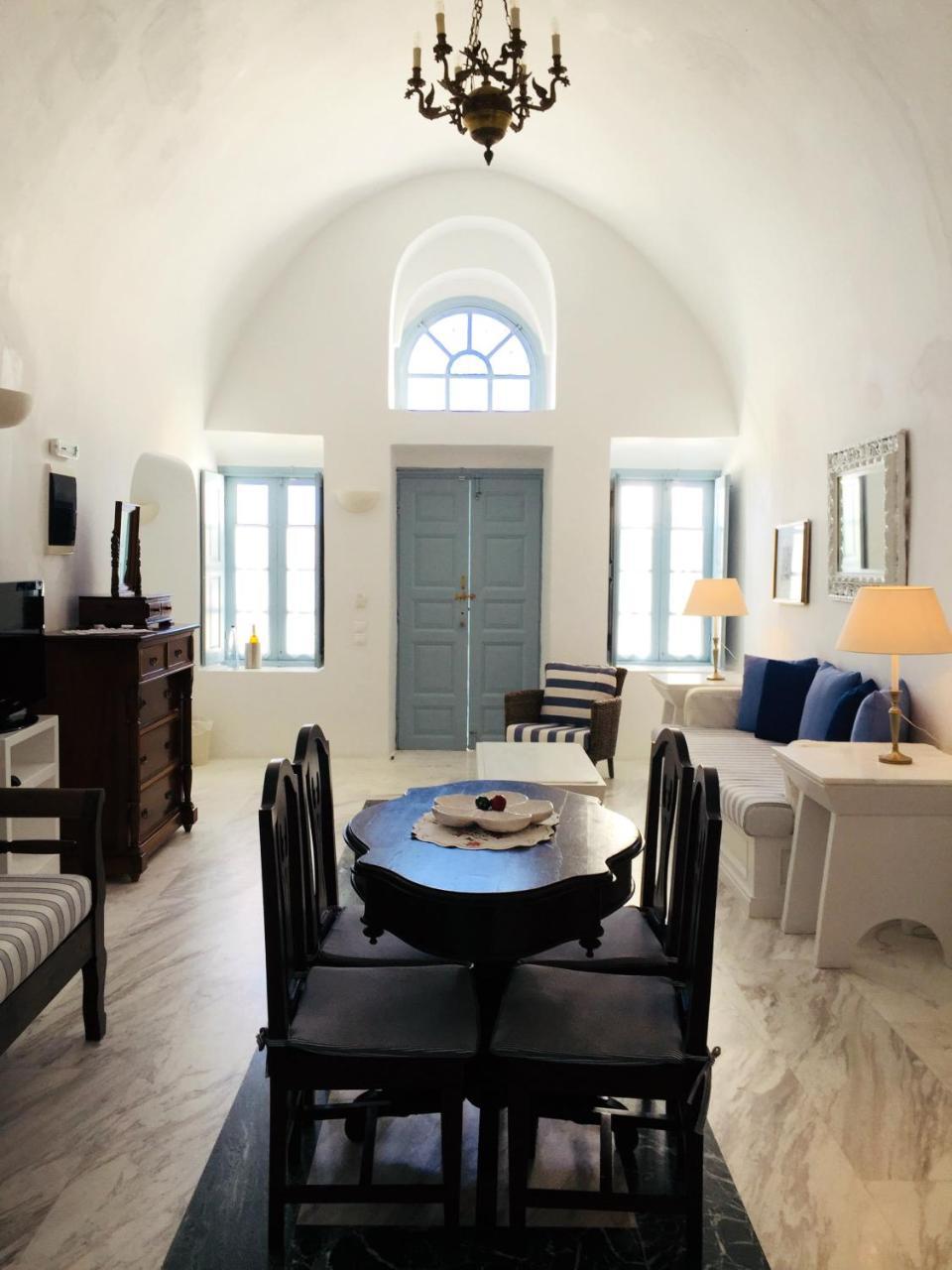 Aigialos Luxury Traditional Settlement Φηρά Εξωτερικό φωτογραφία